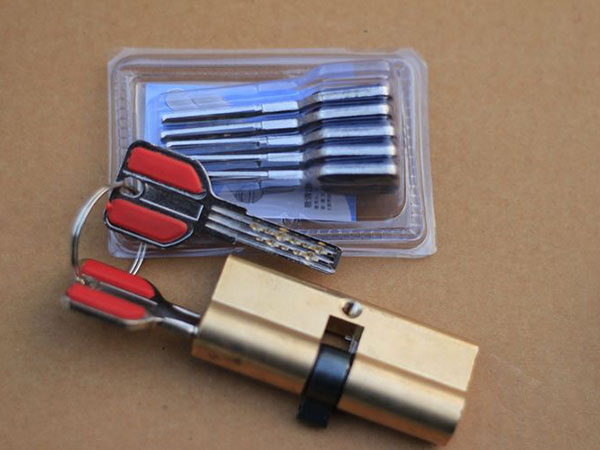 获嘉24小时上门开锁公司